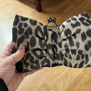 COPY - Betsyville wristlet